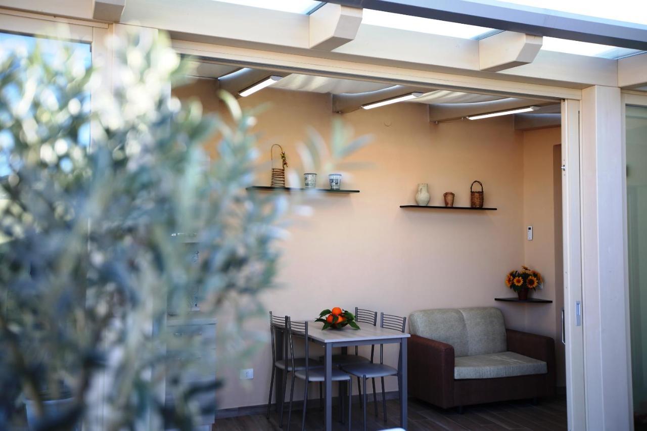 Re Sole Case Vacanze - Esclusivo Attico M A R T E Con Spaziosissima Terrazza Solarium Attrezzata Avola Dış mekan fotoğraf