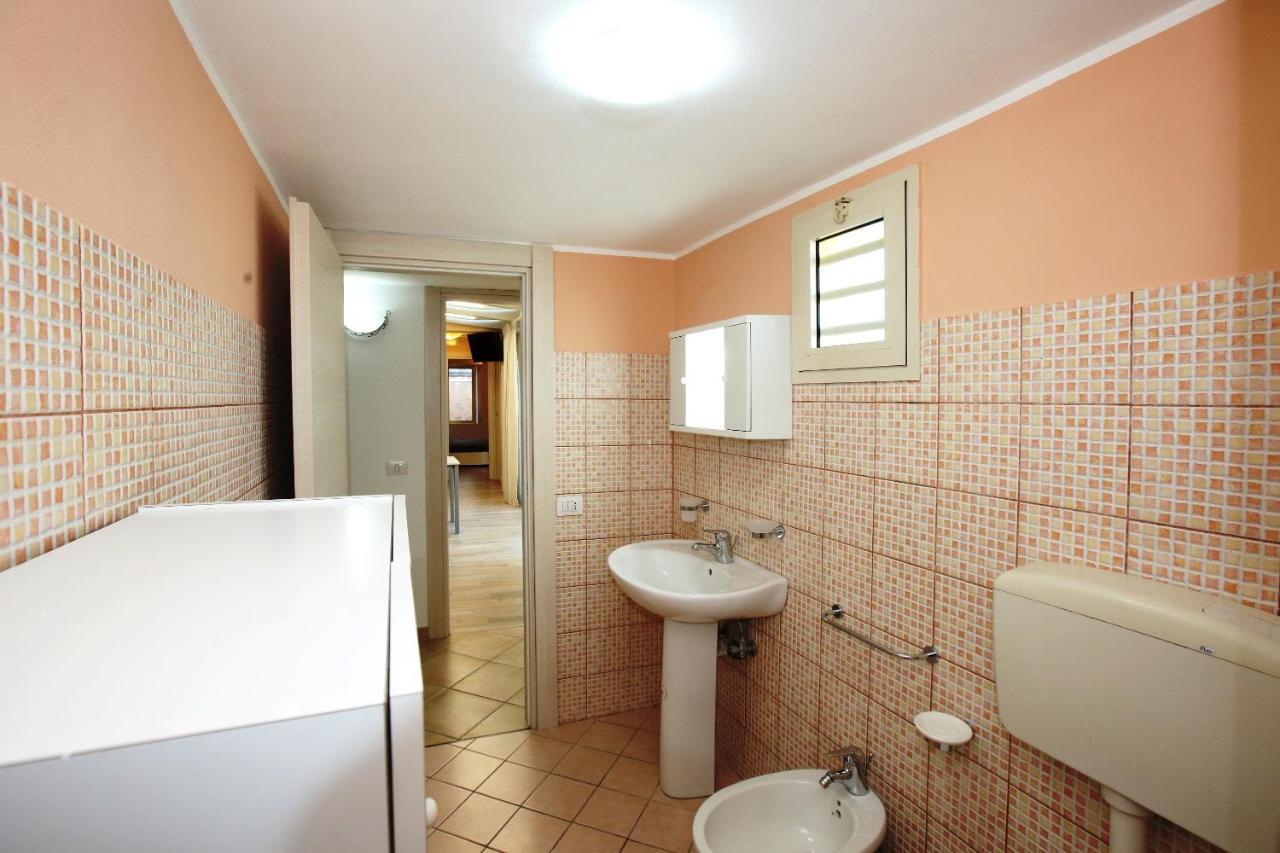 Re Sole Case Vacanze - Esclusivo Attico M A R T E Con Spaziosissima Terrazza Solarium Attrezzata Avola Dış mekan fotoğraf