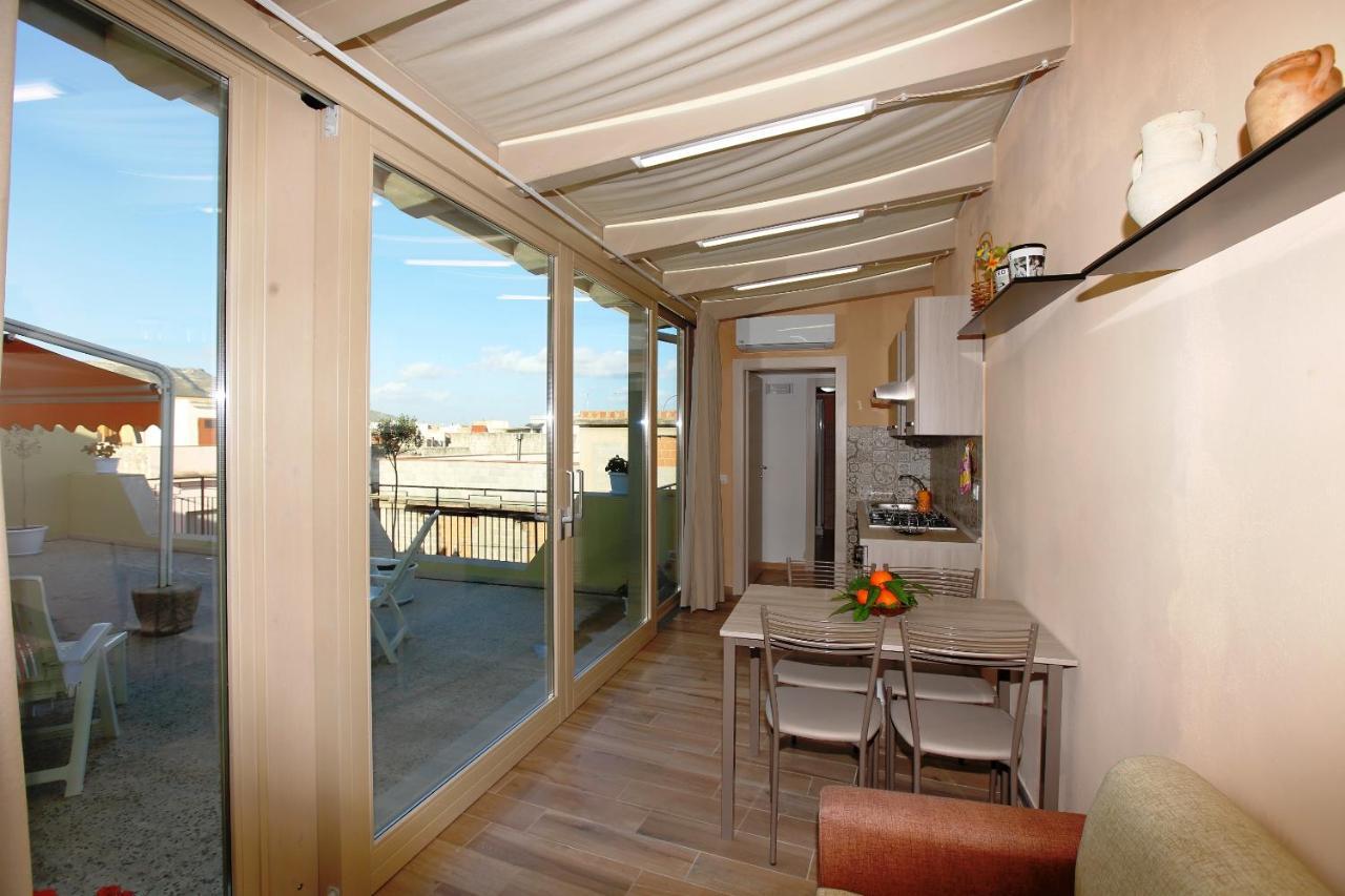 Re Sole Case Vacanze - Esclusivo Attico M A R T E Con Spaziosissima Terrazza Solarium Attrezzata Avola Dış mekan fotoğraf