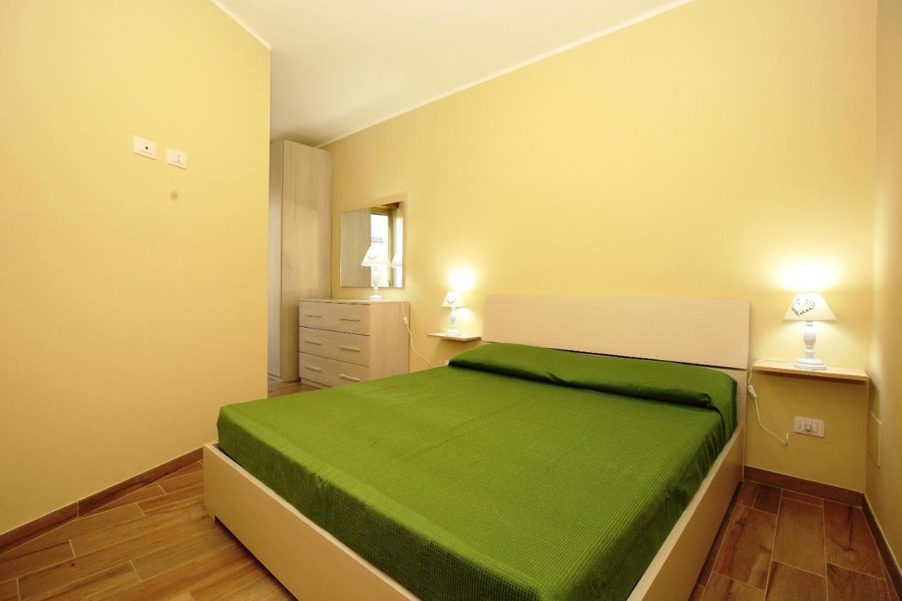 Re Sole Case Vacanze - Esclusivo Attico M A R T E Con Spaziosissima Terrazza Solarium Attrezzata Avola Dış mekan fotoğraf