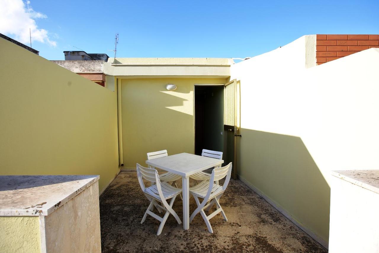 Re Sole Case Vacanze - Esclusivo Attico M A R T E Con Spaziosissima Terrazza Solarium Attrezzata Avola Dış mekan fotoğraf